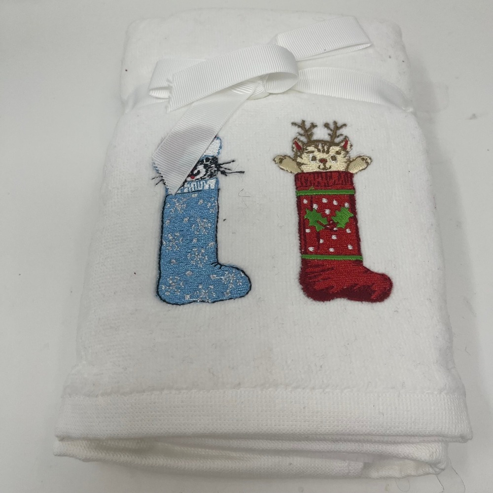 Christmas Cat Stocking Hand Towels Set 2 White Embroidered Holiday Decor NWT